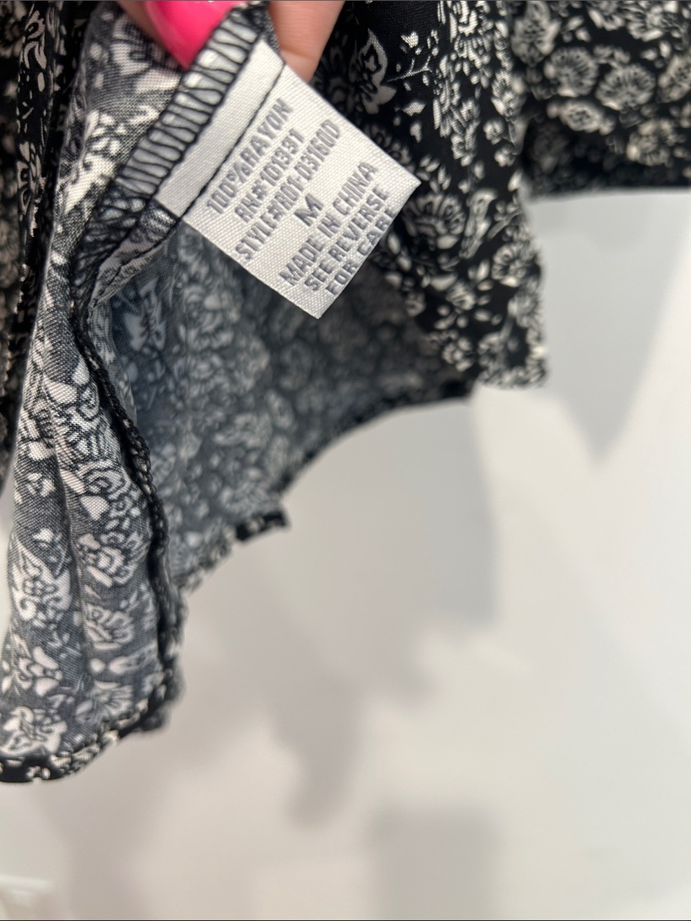 Charlotte Russe Black White Bohemian Floral Lace-Trim bell sleeve Mini Dress Md - Picture 5 of 8